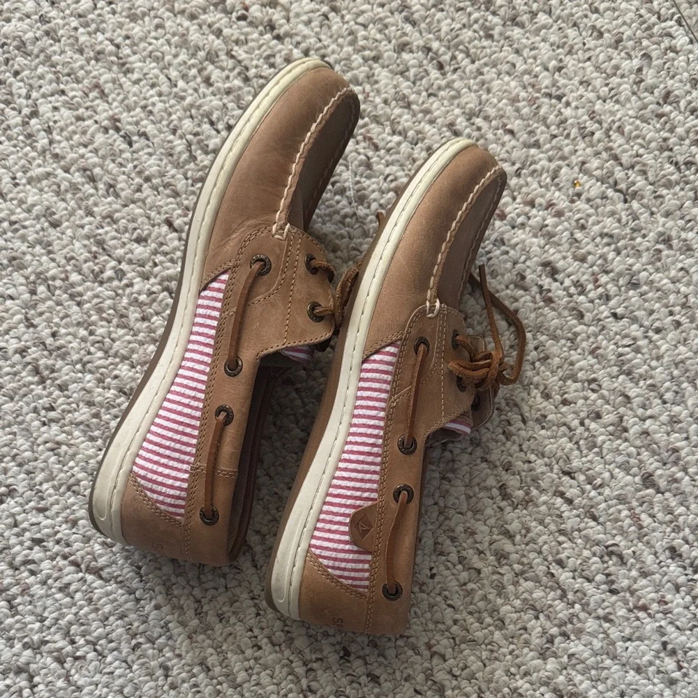 Sperry women’s seersucker boat shoes - Picture 5 of 5